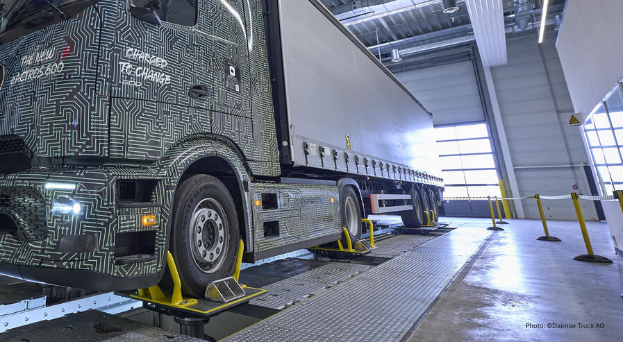 Truck on the multi-stamp system 