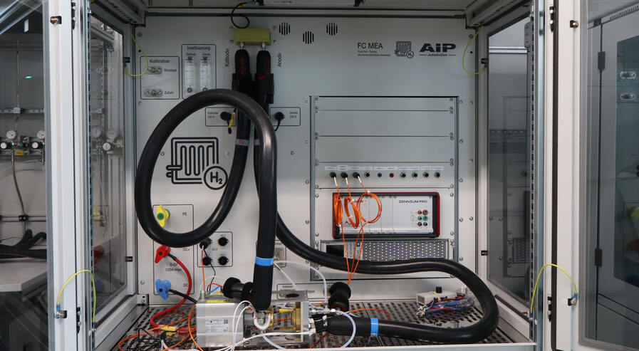 Characterization of fuel cells