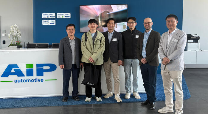 Hyundai visits AIP