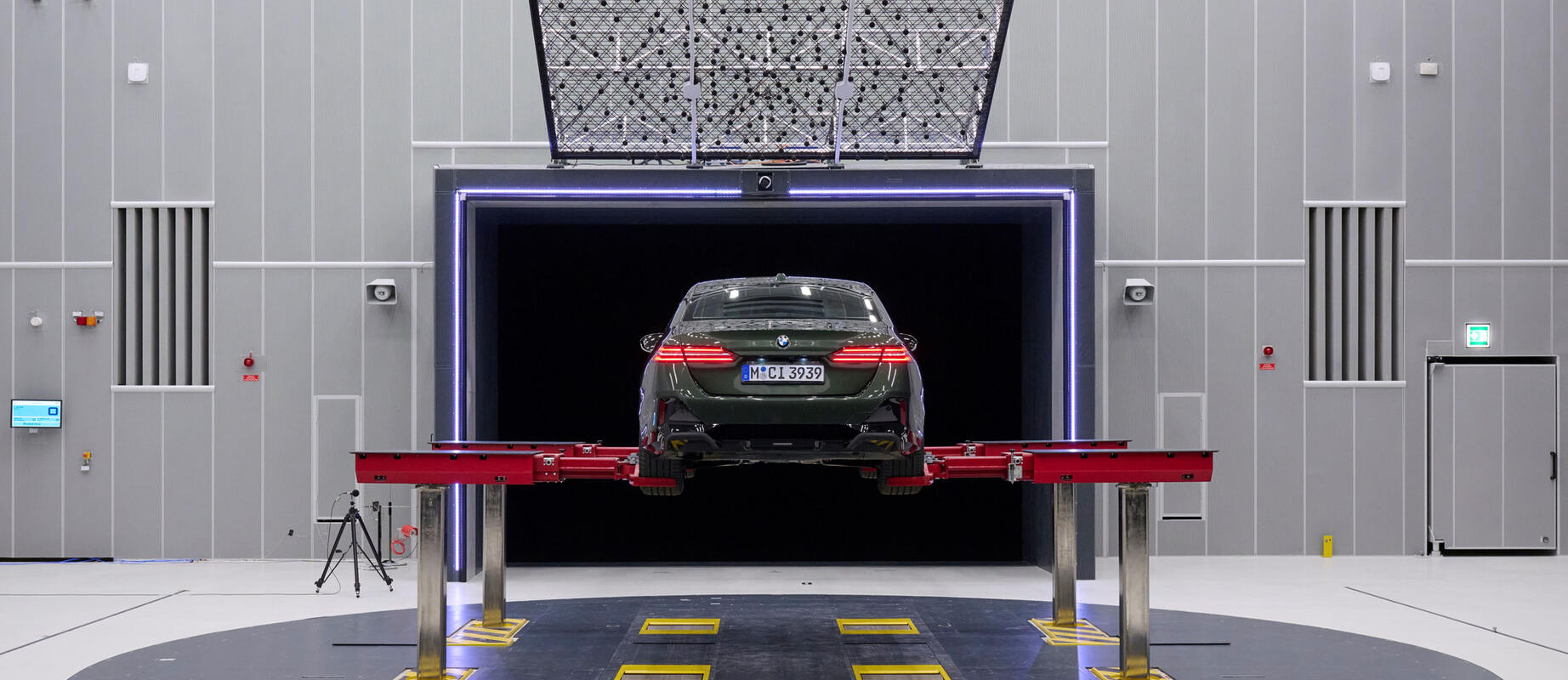 Aeroacoustic wind tunnel