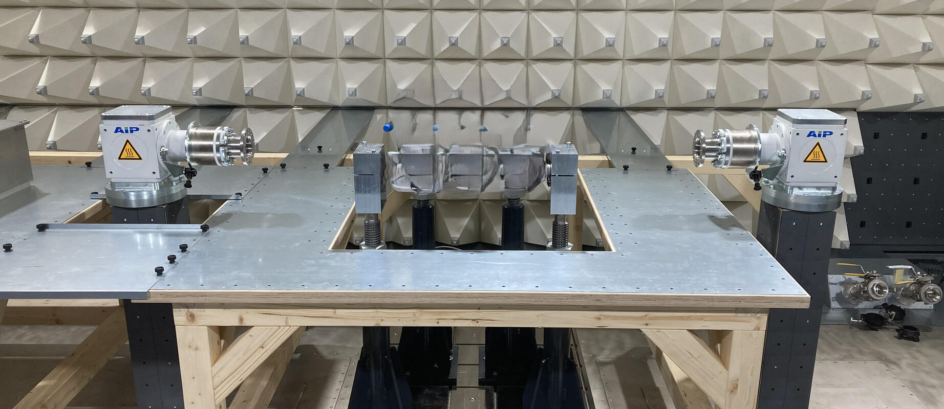 EMC component test benches