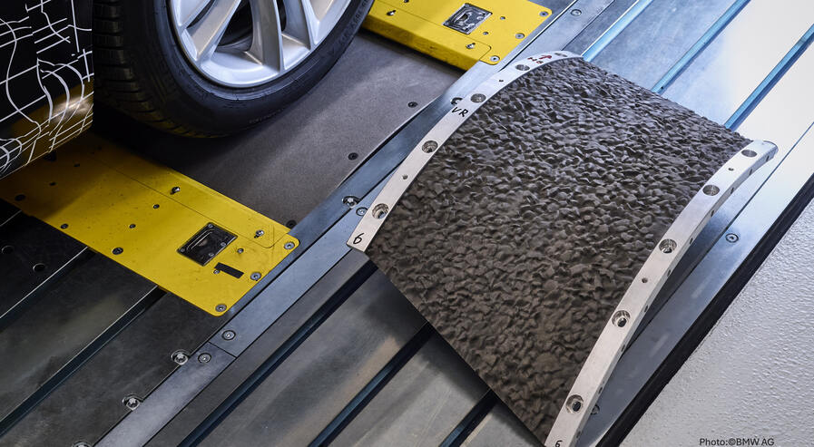 Lining shells for NVH test bench