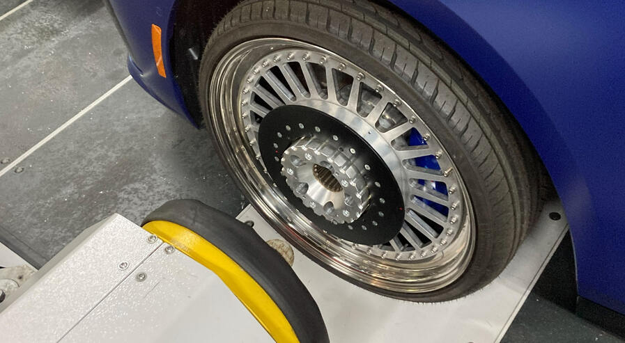 Rim for powertrain test bench