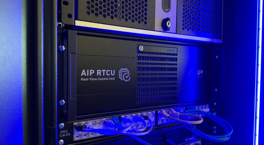 High-performance test bench computer