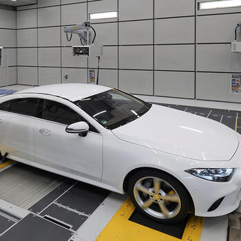 Pulsed flat-track test bench