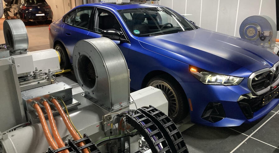 Powertrain test bench