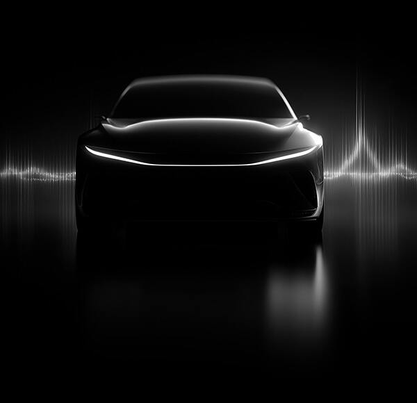 Fahrzeug mit Schwingungskurve im Hintergrund